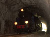 TKt48 188 dans les tunnels au dessous de Noiraigue pour le trains spécial de l'assemblée générale du HECH, le 21.04.2007